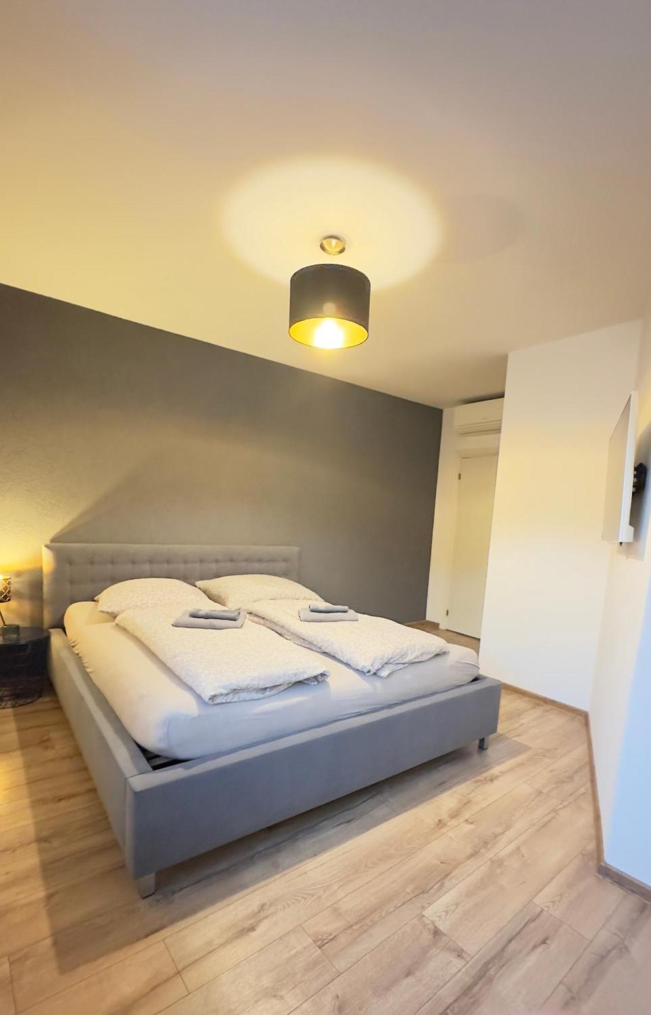 Apartman Vita Deluxe Trencin Exterior photo